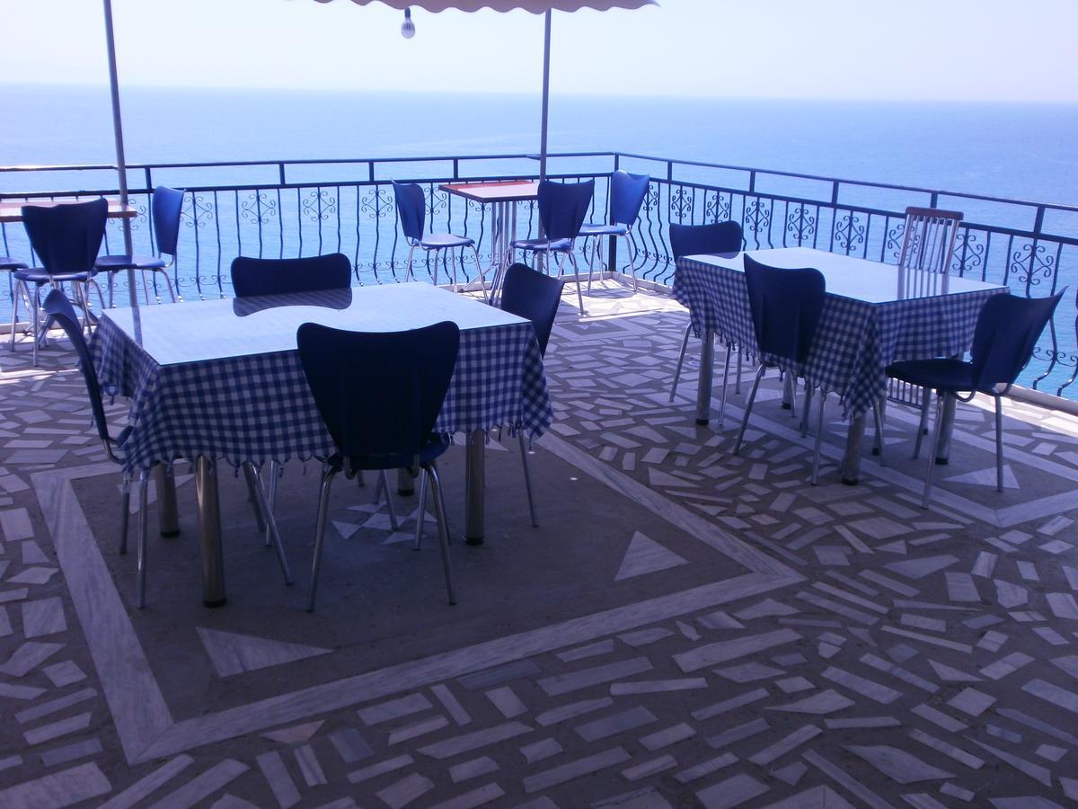 Odhisea Hotel Restaurant Qeparo Dış mekan fotoğraf