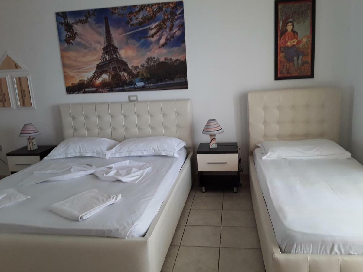 Odhisea Hotel Restaurant Qeparo Dış mekan fotoğraf