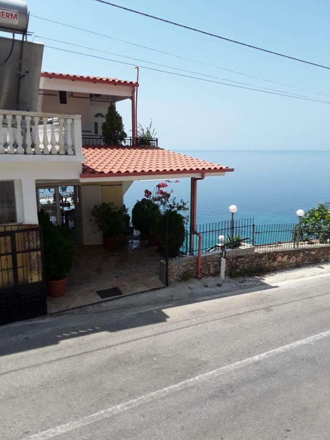 Odhisea Hotel Restaurant Qeparo Dış mekan fotoğraf
