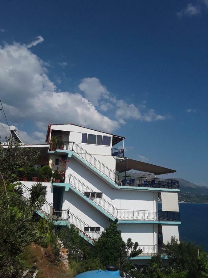 Odhisea Hotel Restaurant Qeparo Dış mekan fotoğraf